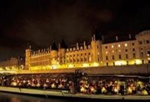 Dinner Cruise on the Paris Essentiel